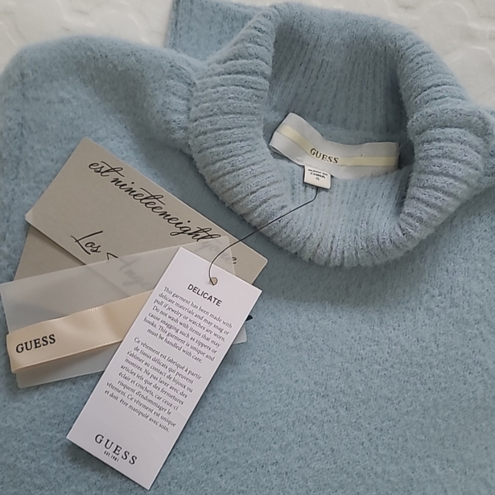 🎁 GUESS 'Marion' Blue Soft Turtleneck  Sweater - Picture 6 of 10